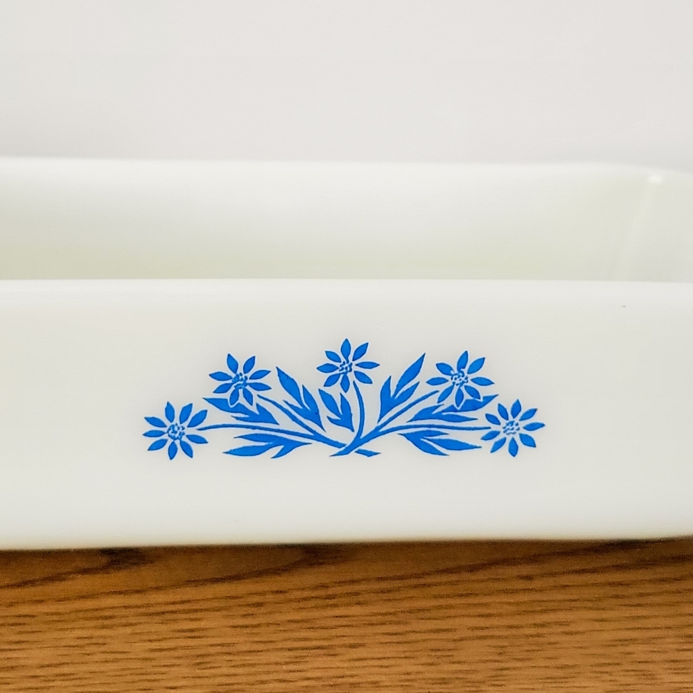 Vintage Anchor Hocking Blue Cornflower Rectangular baking pan